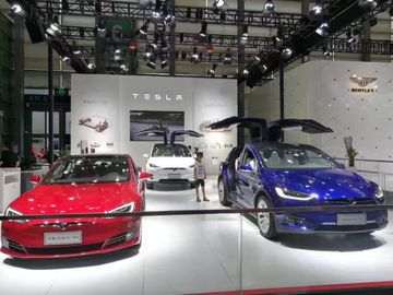 31 * 10W 7200 के अल्ट्रा उज्ज्वल व्हाइट थियेटर स्टेज प्रकाश / प्रदर्शनी के लिए DMX ऑटो लाइट का नेतृत्व किया
